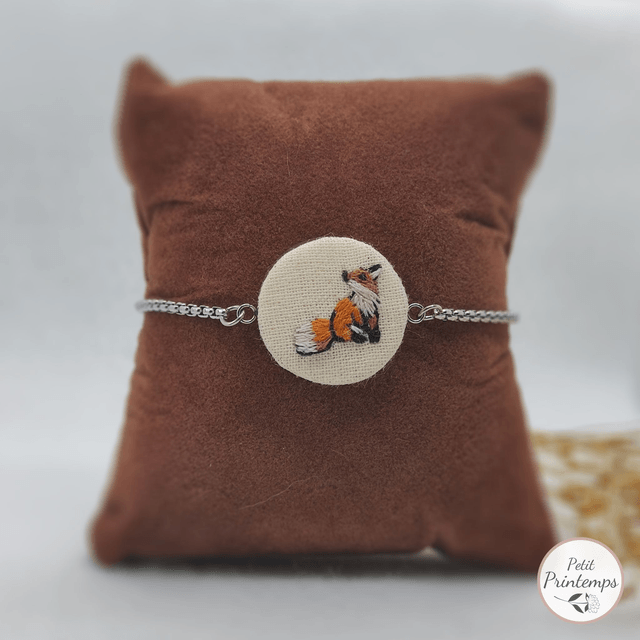 EB Bijoux brodé à motif "Renard de profil" par Petit Printemps