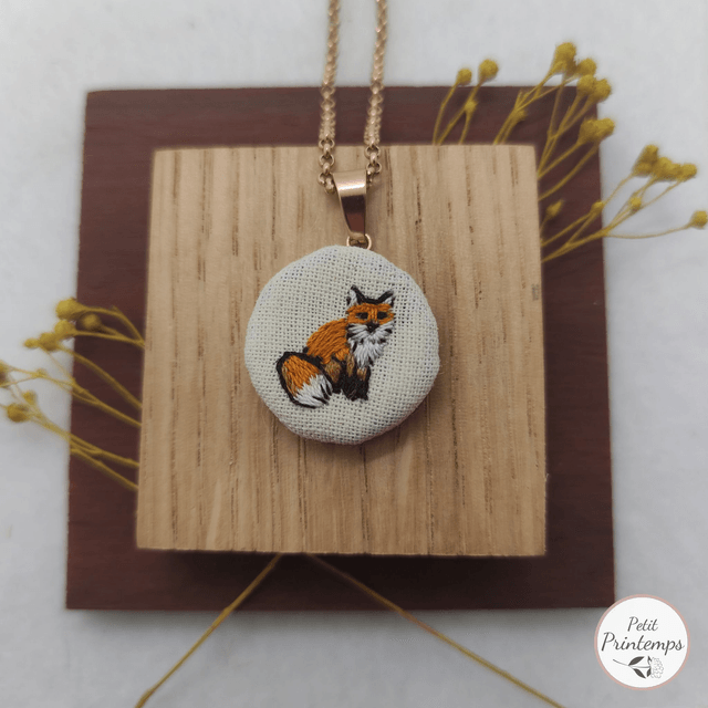 EB Bijoux brodé à motif "Renard de face" par Petit Printemps