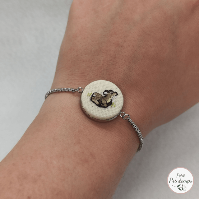 EB Bijoux brodé à motif "Faon"  par Petit Printemps